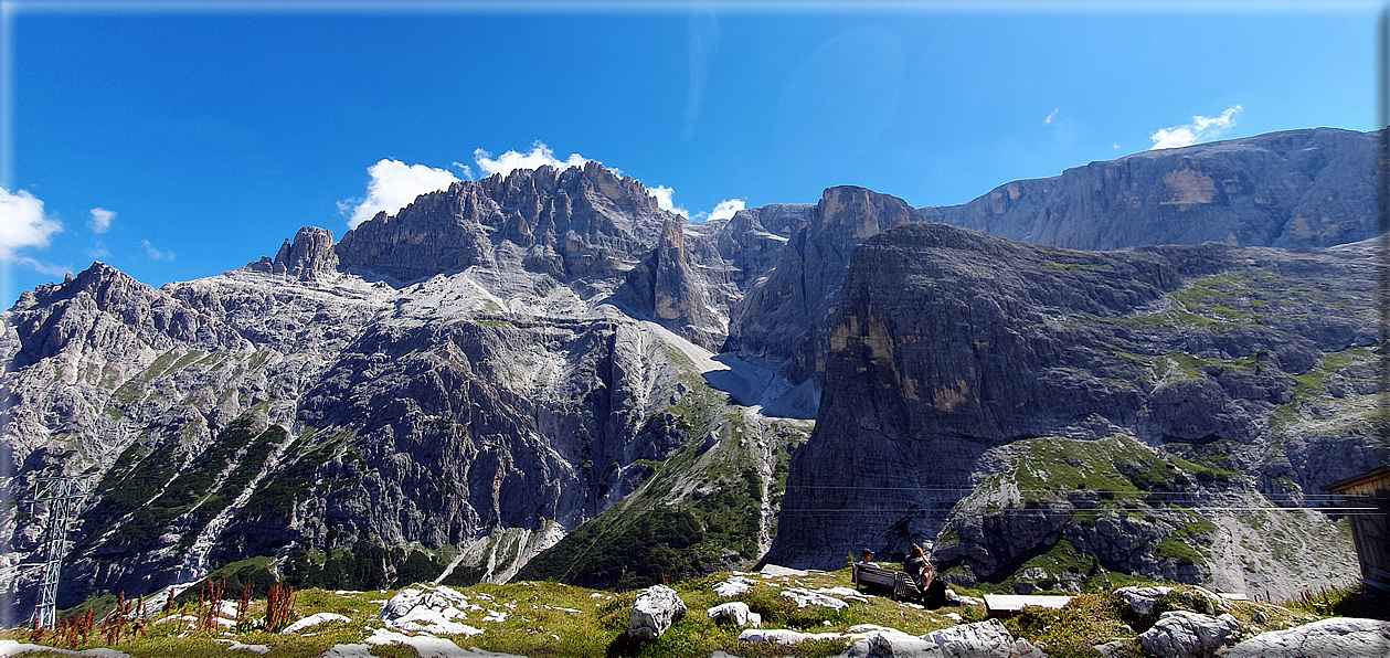 foto Rifugio Zsigmondy-Comici